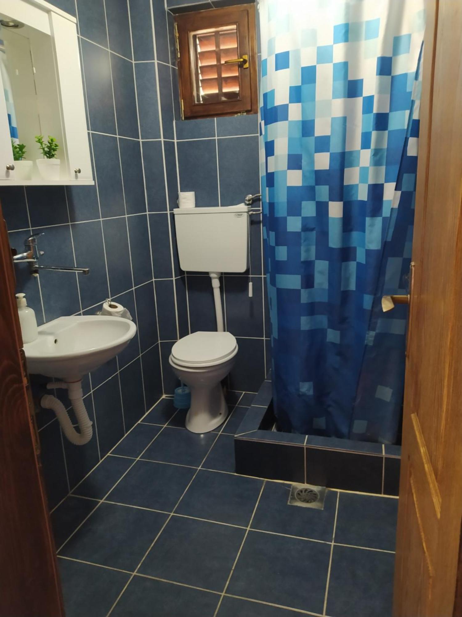 Vila Jezero Bajina Basta Rom bilde