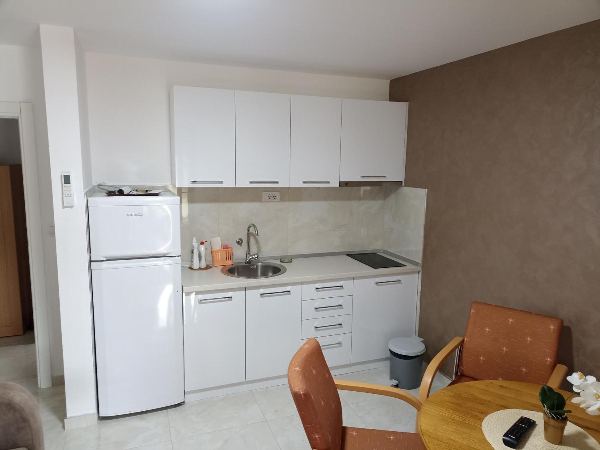 Vila Jezero Bajina Basta Rom bilde